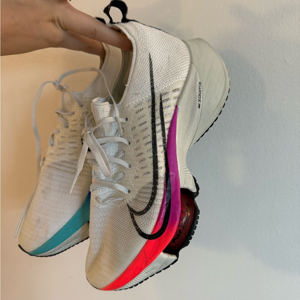 Nike Air Zoom Tempo Next% Flyknit